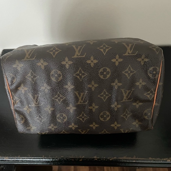 100% Authentic Louis Vuitton Speedy Bag - Picture 8 of 8
